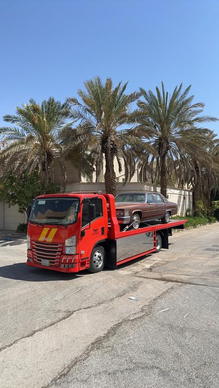 سحب السيارات المتعطلة في جنوب جدة